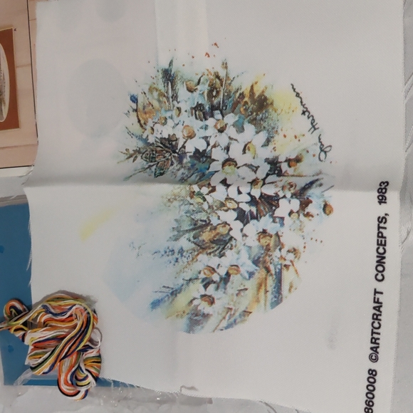 Vtg. 1983 artcraft concepts - Picture 3 of 3